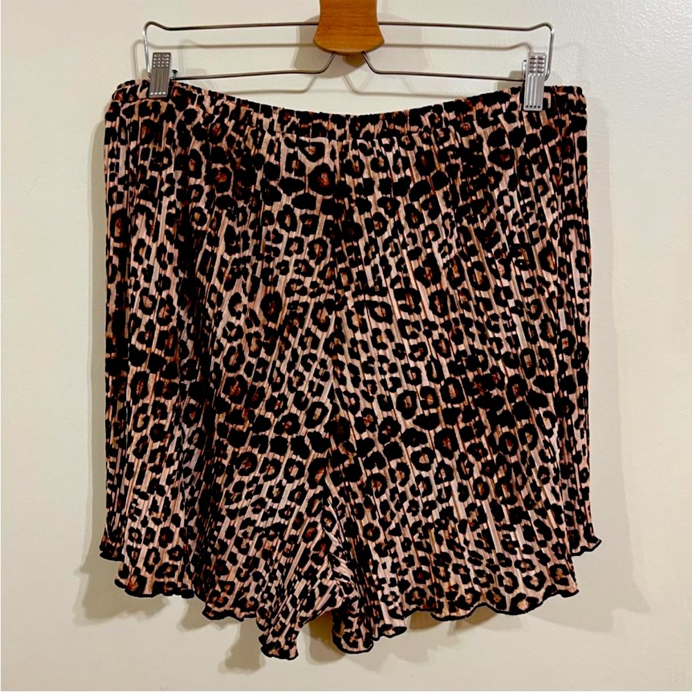 Always Fits Plisse Shorts from Good American